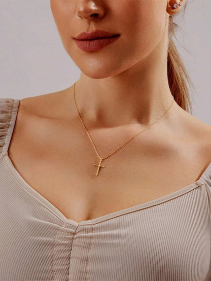 Classic Cross Necklace – Simple Gold Pendant